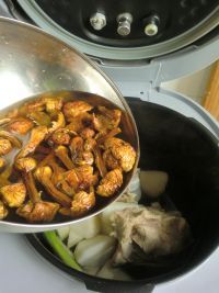 姬松茸山药大骨汤的做法步骤7